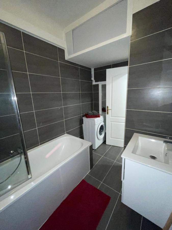 Center Paris - Trocadero Eiffel Tower Apartment Екстериор снимка